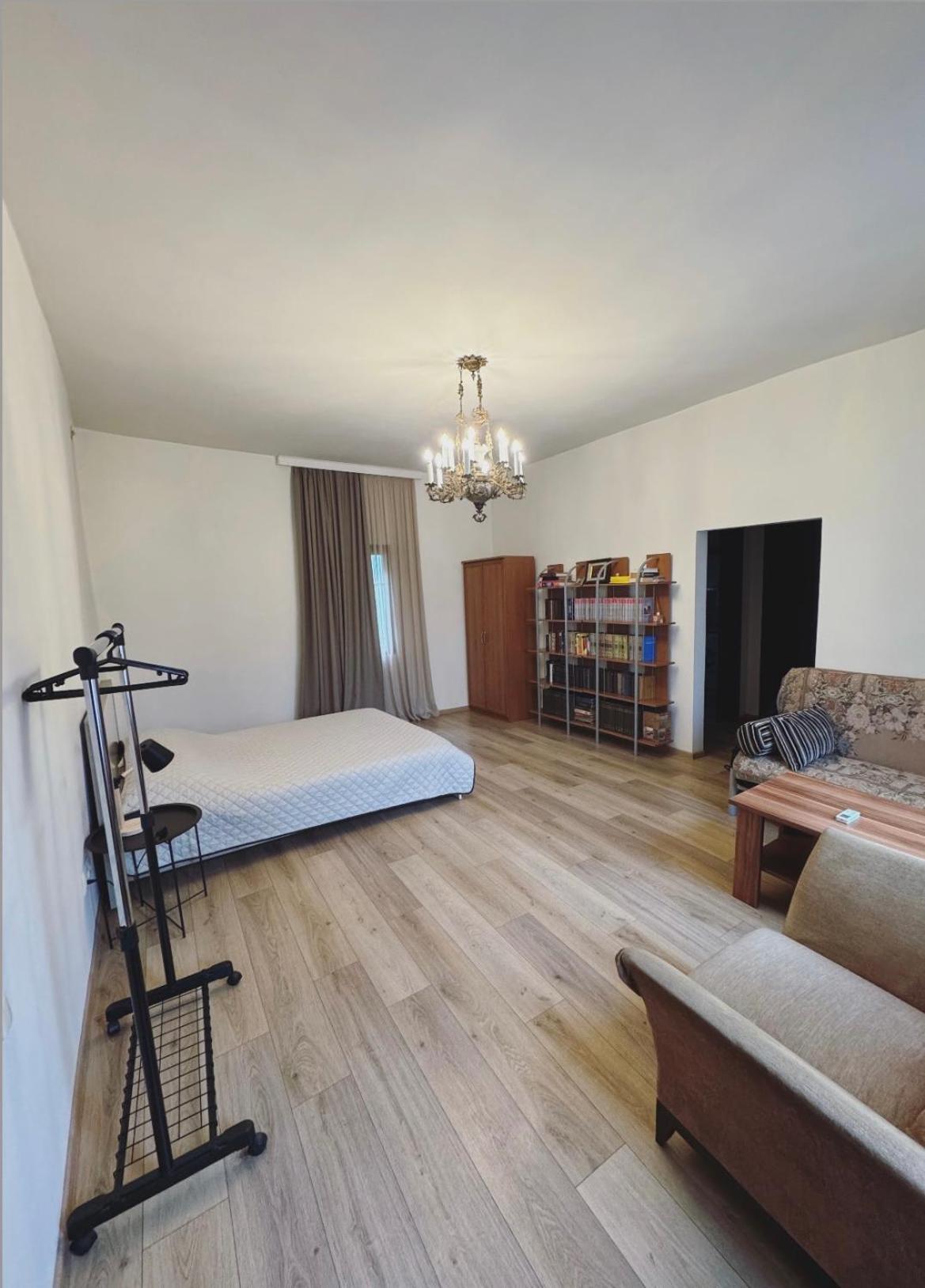 Apartment In The City Center - Old באטומי מראה חיצוני תמונה